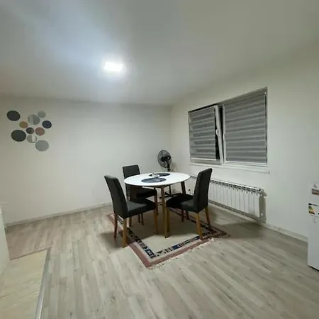 Make شقة سراييفو