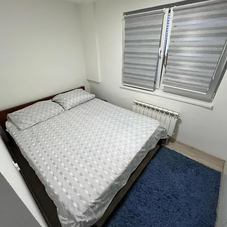 Apartment Make *