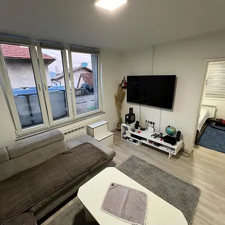 Apartment Make